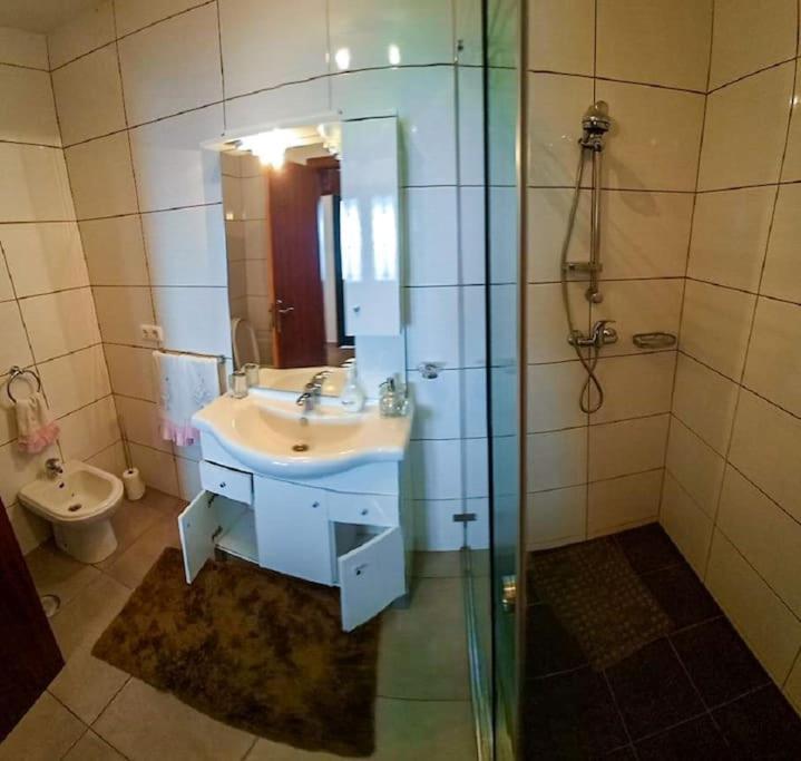 The Funny And Relax Apartment With Terrace & View Arco da Calheta  Exterior foto